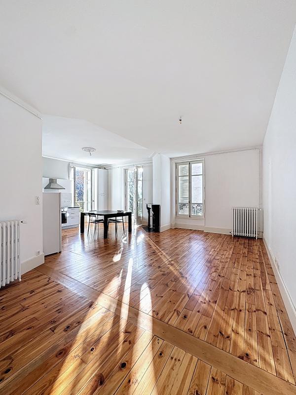 Appartement - 91 m² - 3 pièces