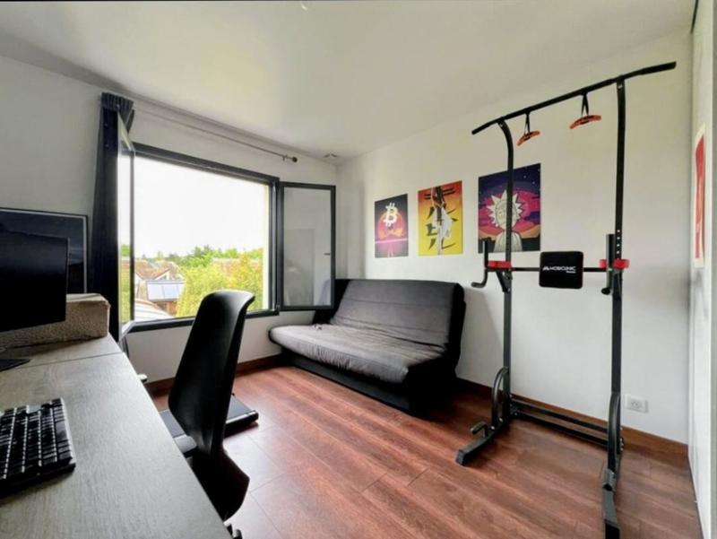 Pavillon - 130 m² - 7 pièces