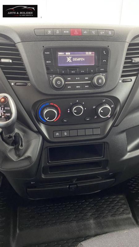 Iveco Daily Fourgon 35s16a8 4100 2.3 156ch 16m³ Hi-Matic