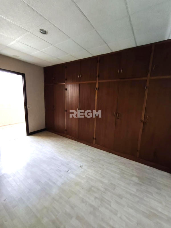 Maison - 200 m² - 7 pièces