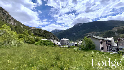 Terrain - 1 072 m²