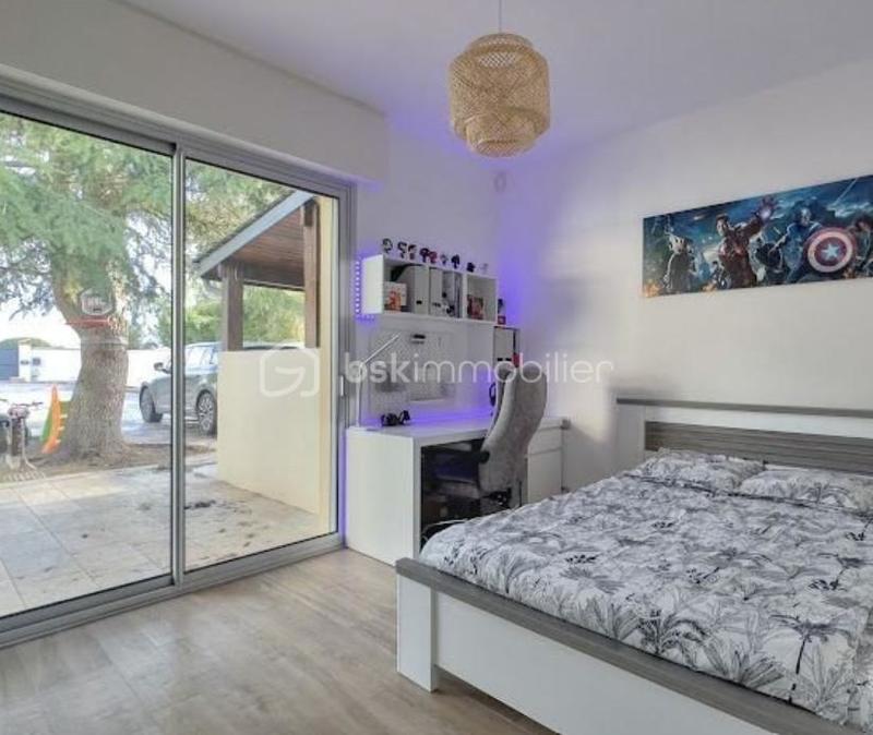 Maison d'architecte - 328 m² - 8 pièces