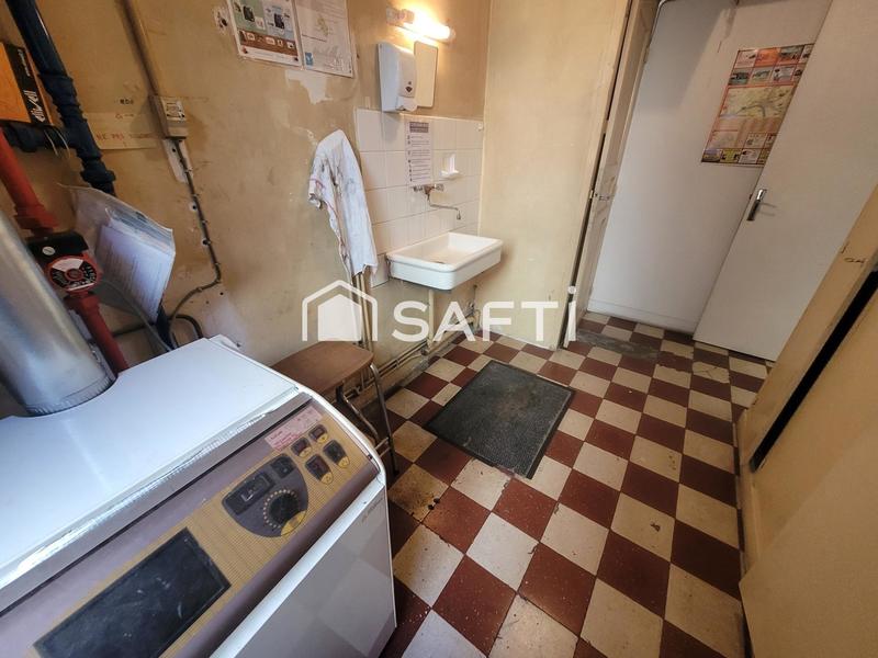 Local commercial - 120 m² - 5 pièces