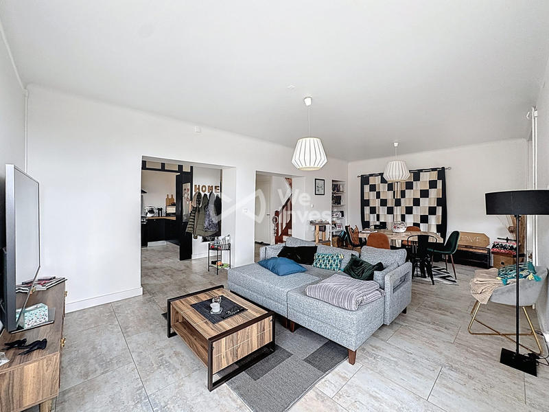 Maison traditionnelle - 128 m² - 5 pièces