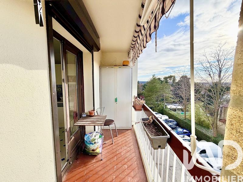 Appartement - 82 m² - 4 pièces