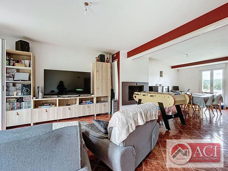 Maison - 164 m² - 7 pièces