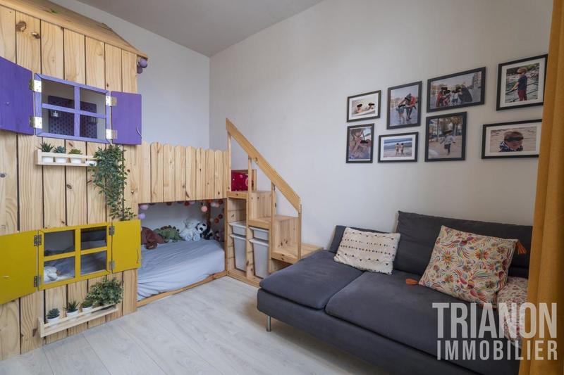 Maison de ville - 85 m² - 5 pièces