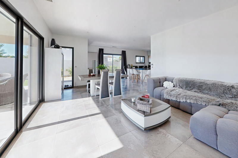 Maison - 100 m² - 4 pièces