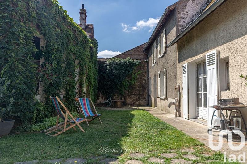 Maison de village - 171 m² - 9 pièces