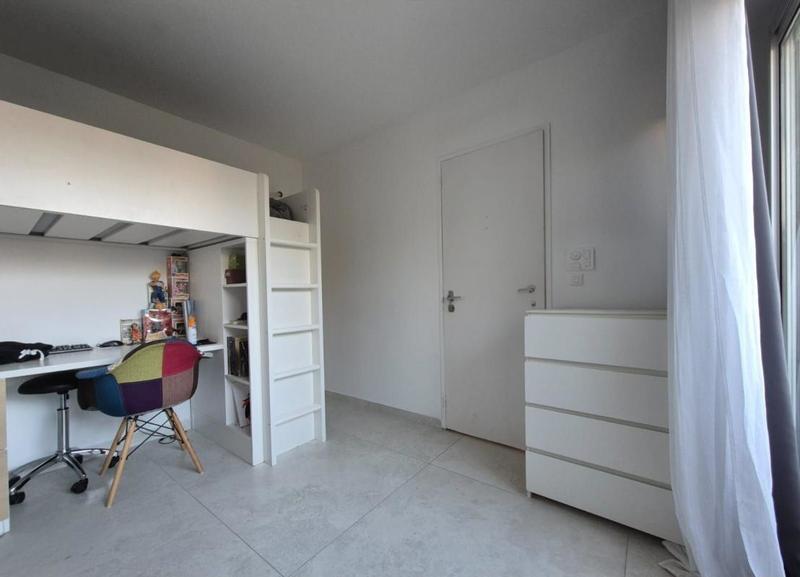 Maison - 111 m² - 6 pièces