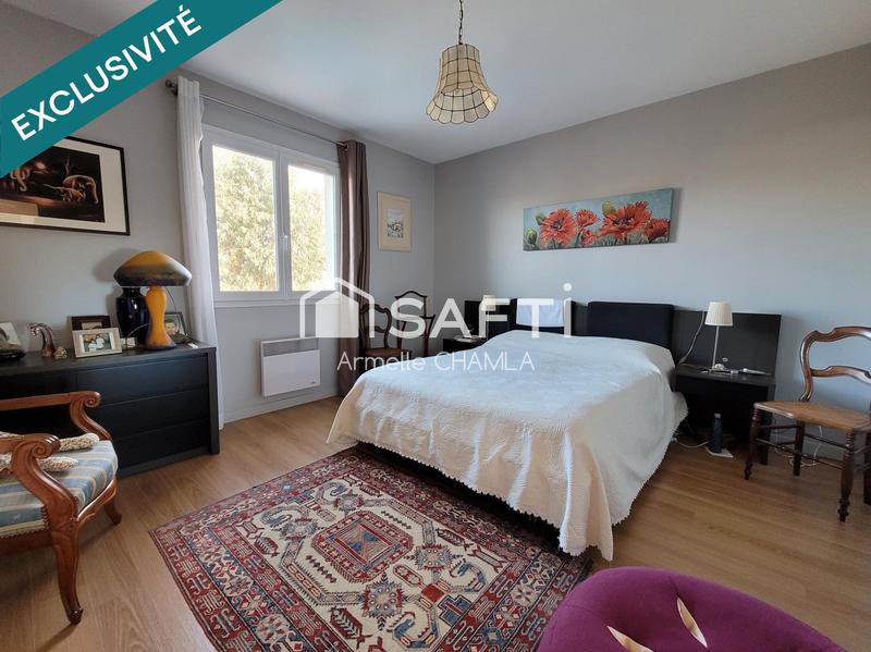 Maison - 212 m² - 8 pièces