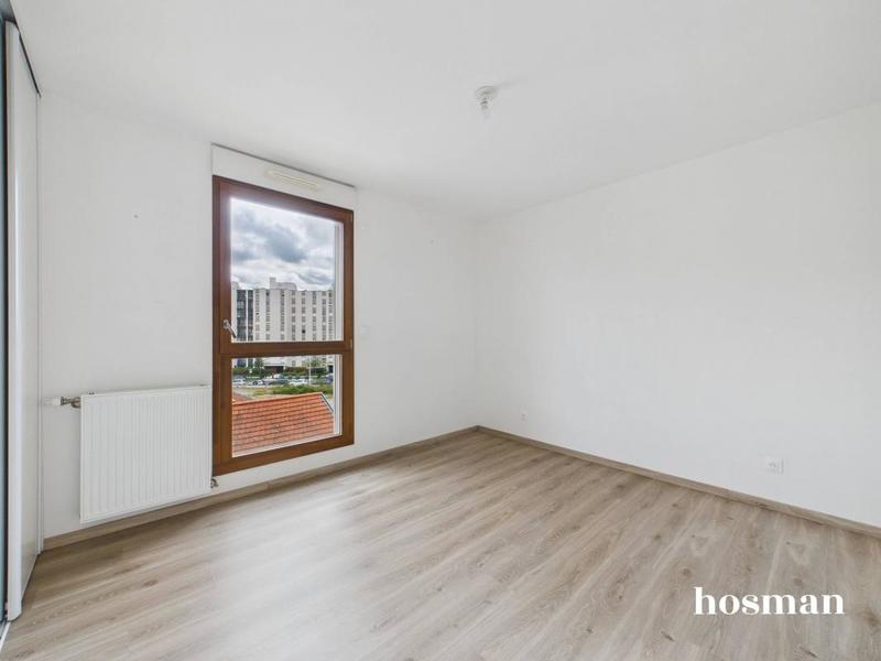 Appartement - 100 m² - 3 pièces