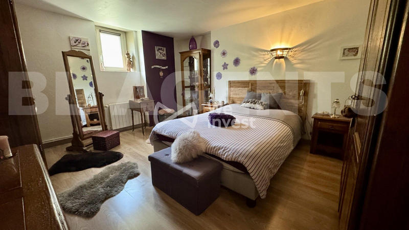 Maison - 166 m² - 6 pièces