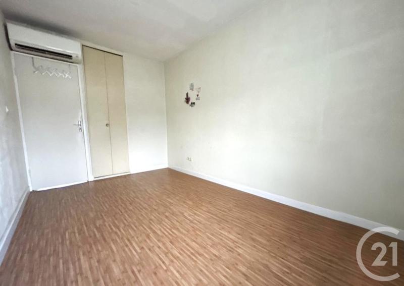 Pavillon - 75 m² - 4 pièces