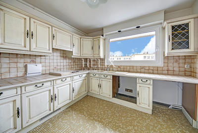 Appartement - 70 m² - 4 pièces