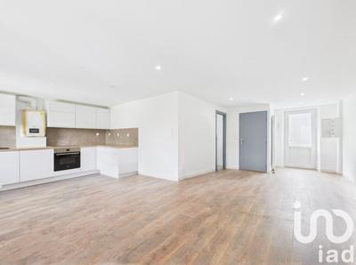 Duplex - 79 m² - 5 pièces