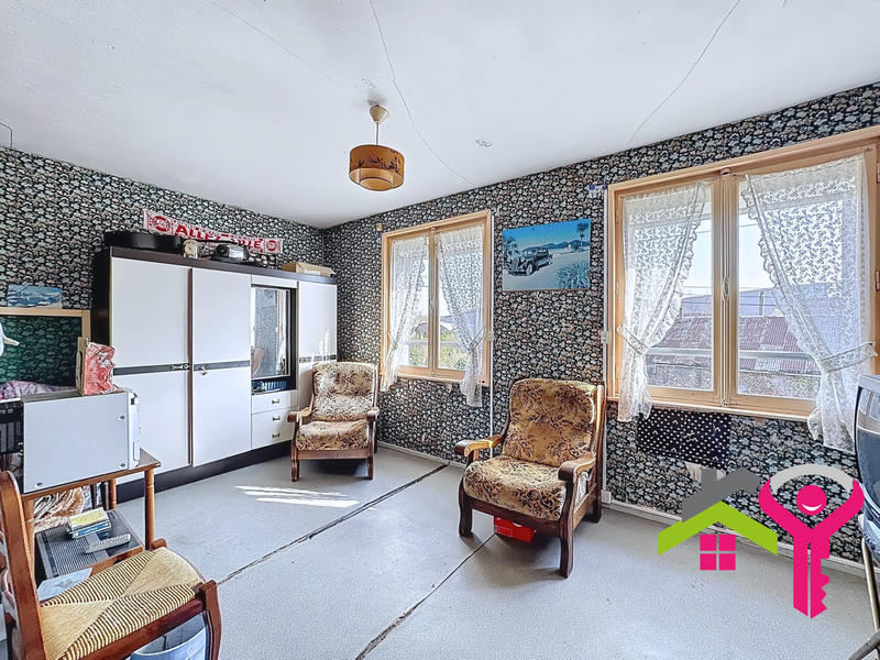 Maison - 85 m² - 4 pièces