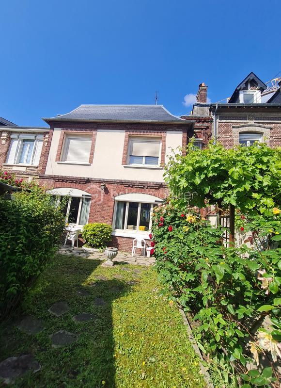 Maison ancienne - 200 m² - 6 pièces