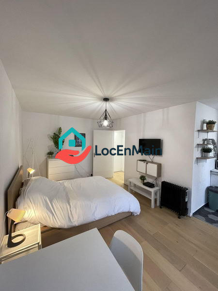 Studio - 25 m² - 1 pièce