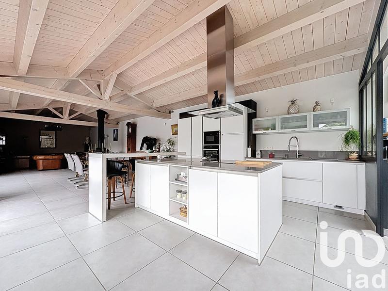 Maison de maîtres - 222 m² - 9 pièces