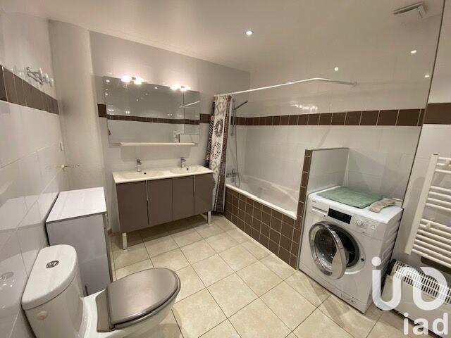 Appartement - 85 m² - 3 pièces