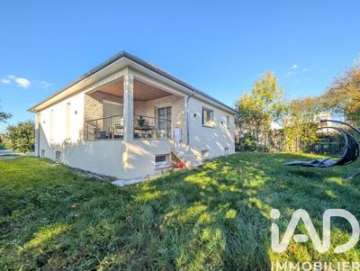 Maison - 115 m² - 4 pièces