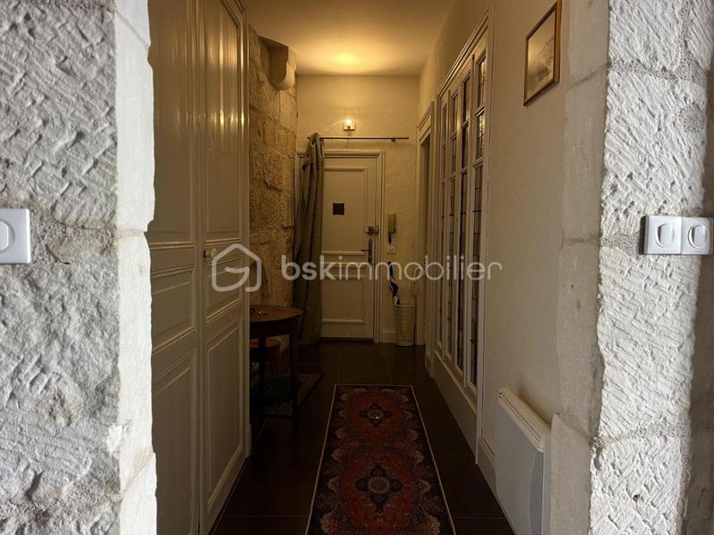 Appartement - 82 m² - 2 pièces