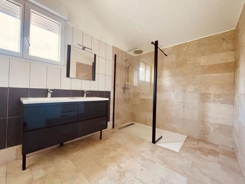 Maison - 115 m² - 4 pièces