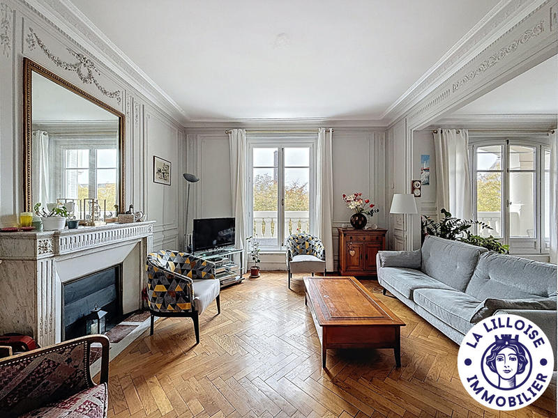 Appartement - 146 m² - 6 pièces