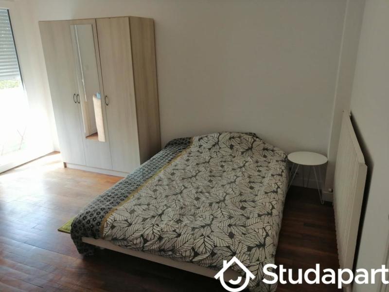 Chambre - 17 m² - 1 pièce