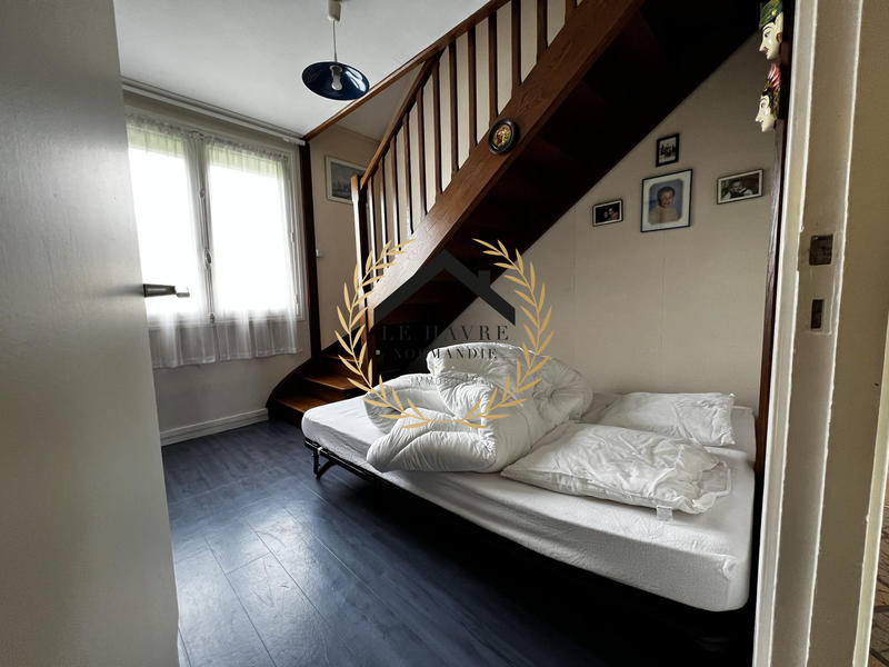 Maison traditionnelle - 110 m² - 7 pièces