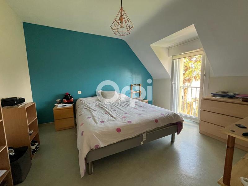 Maison - 185 m² - 5 pièces