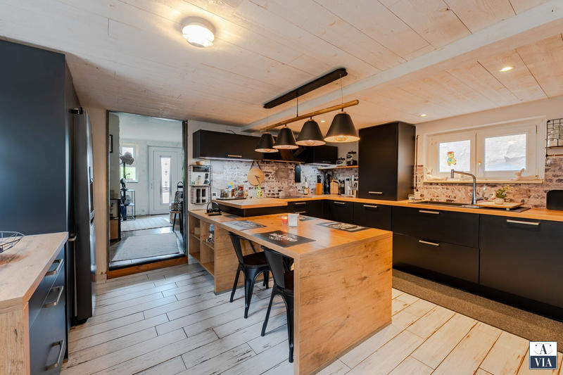 Maison traditionnelle - 125 m² - 4 pièces