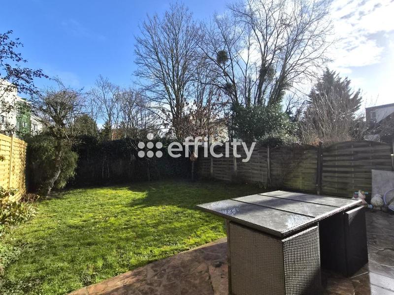 Pavillon - 104 m² - 5 pièces