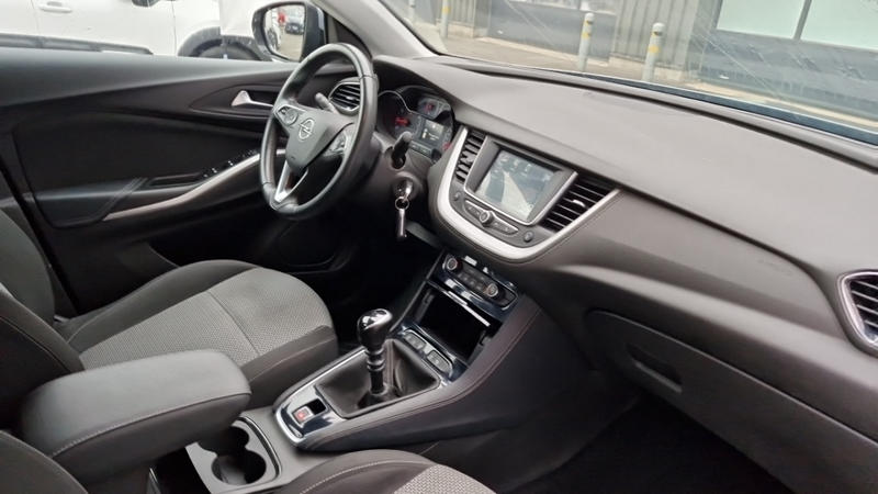 Opel grandland 1.2 Turbo 130 Ch