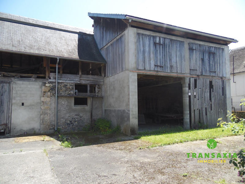 Maison ancienne - 106 m² - 7 pièces