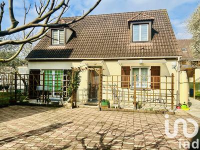 Maison - 88 m² - 4 pièces