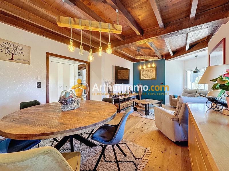 Maison - 138 m² - 5 pièces