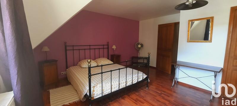 Maison - 221 m² - 7 pièces