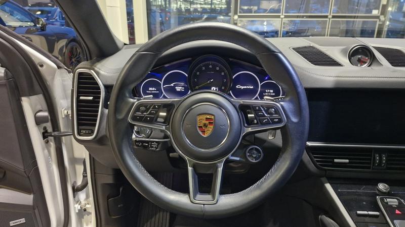 Porsche Cayenne Coupé 3.0 V6 E-Hybrid Platinum Edition Auto