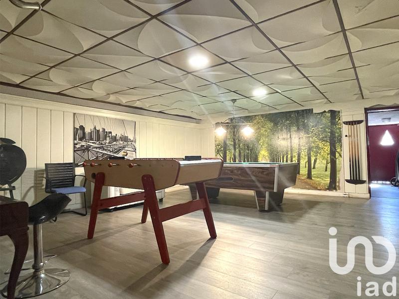 Maison de maîtres - 330 m² - 10 pièces