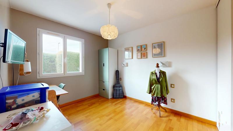 Villa - 145 m² - 6 pièces