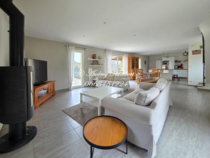 Maison - 147 m² - 6 pièces