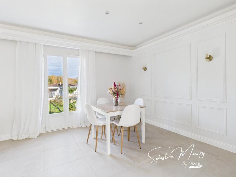 Maison - 101 m² - 4 pièces