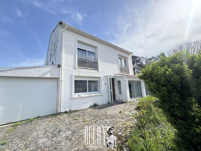 Maison - 150 m² - 7 pièces