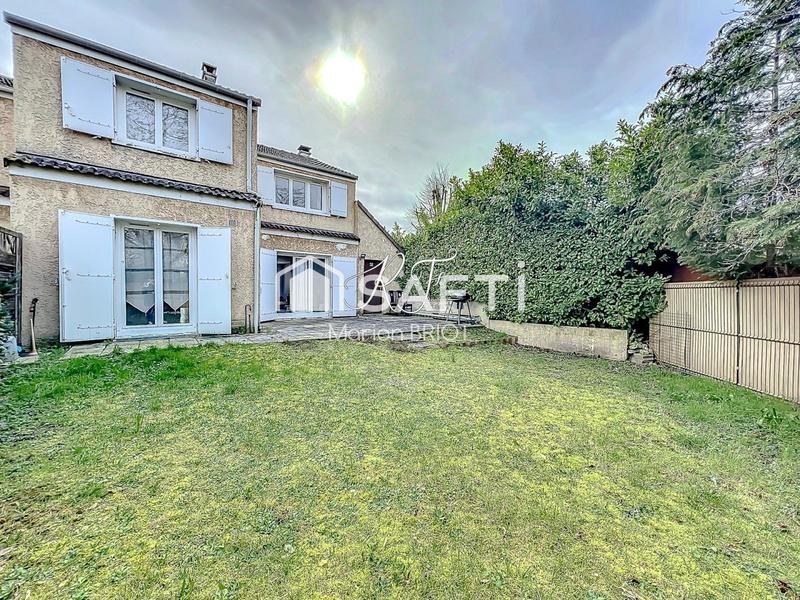 Maison - 104 m² - 5 pièces