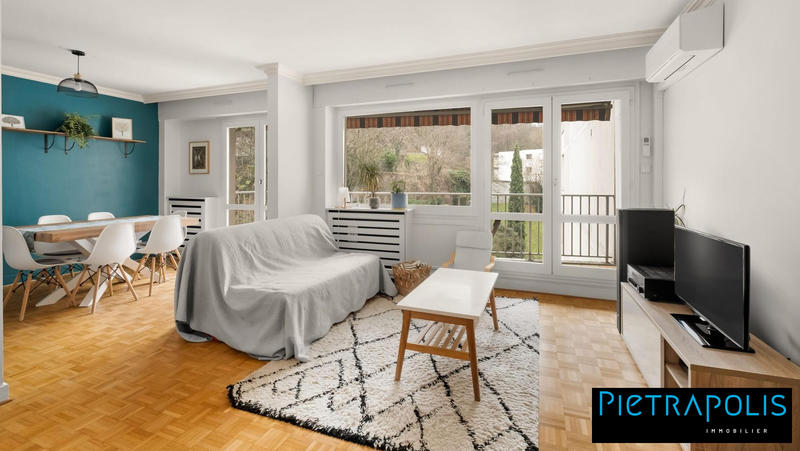 Appartement - 107 m² - 4 pièces