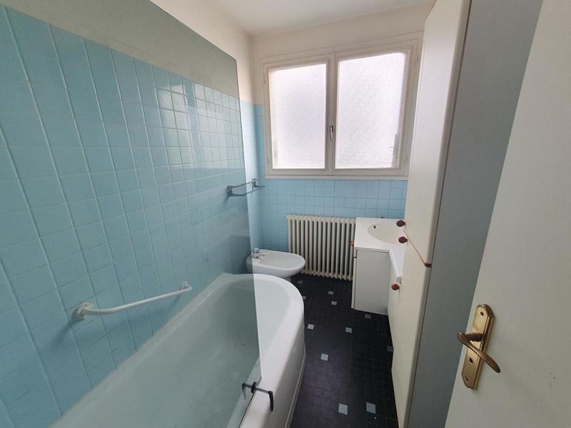 Maison - 180 m² - 8 pièces