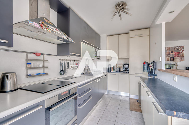 Appartement - 64 m² - 3 pièces