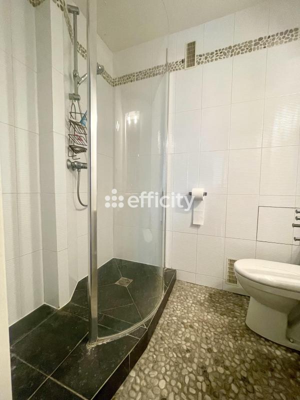 Appartement - 118 m² - 6 pièces